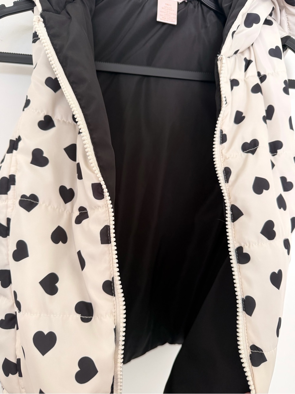 Children Black & White Heart Print Puffer Jacket
